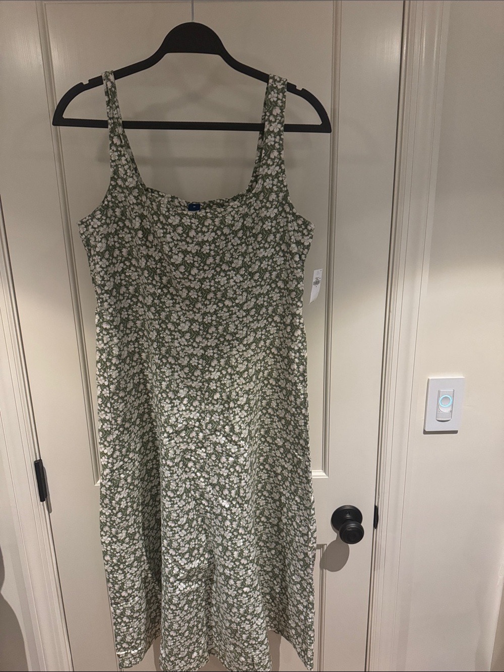 New old navy linen blend Floral Square-Neck Sundress in Sage Green